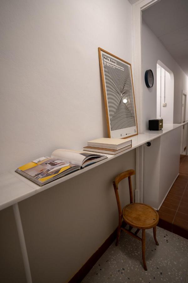 Hostal Hera Βαρκελώνη Εξωτερικό φωτογραφία
